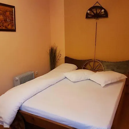 Vila Kolelata Beli Osum